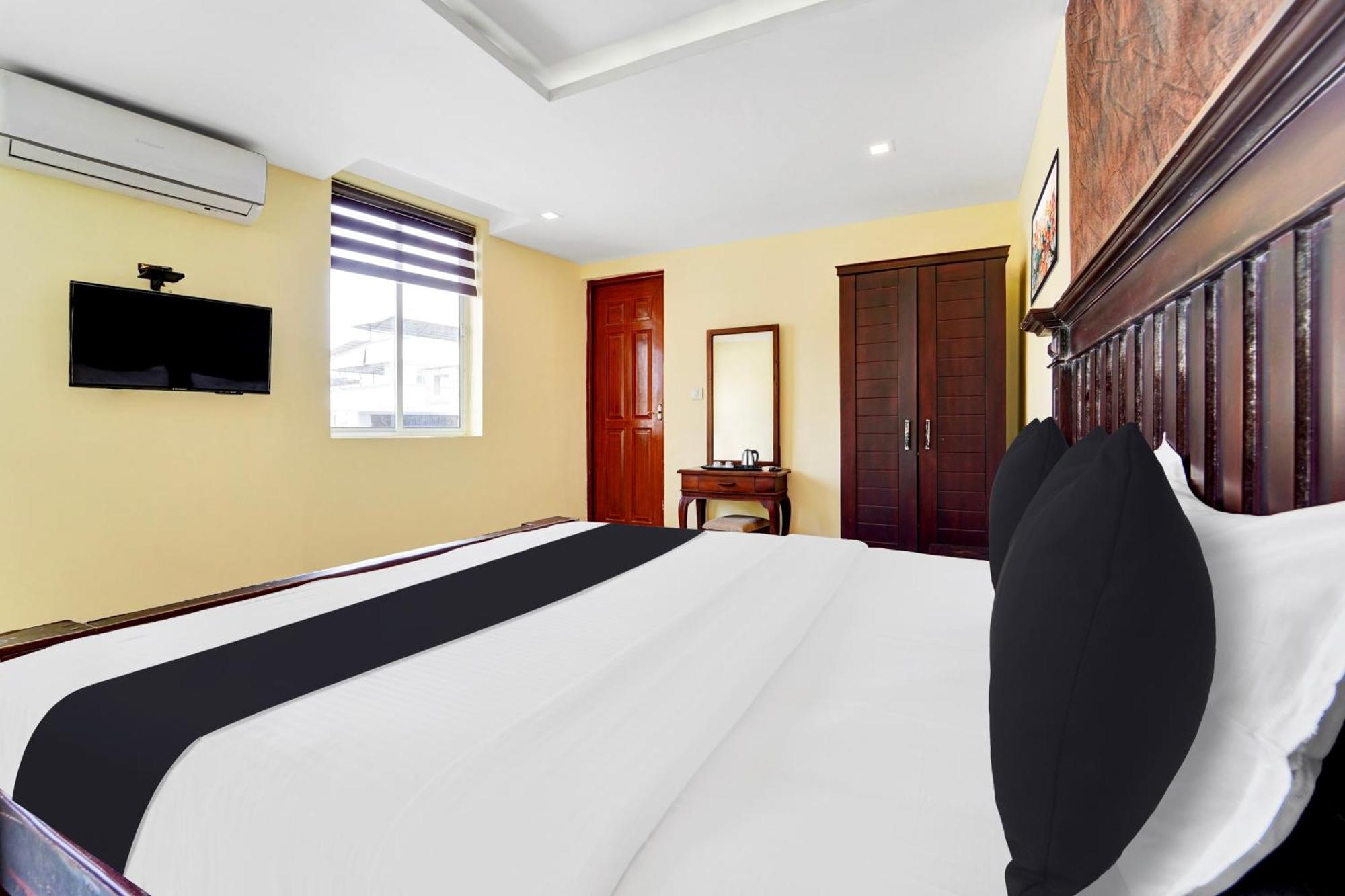 Hotel Super Townhouse Ernakulam North Kochi Zewnętrze zdjęcie
