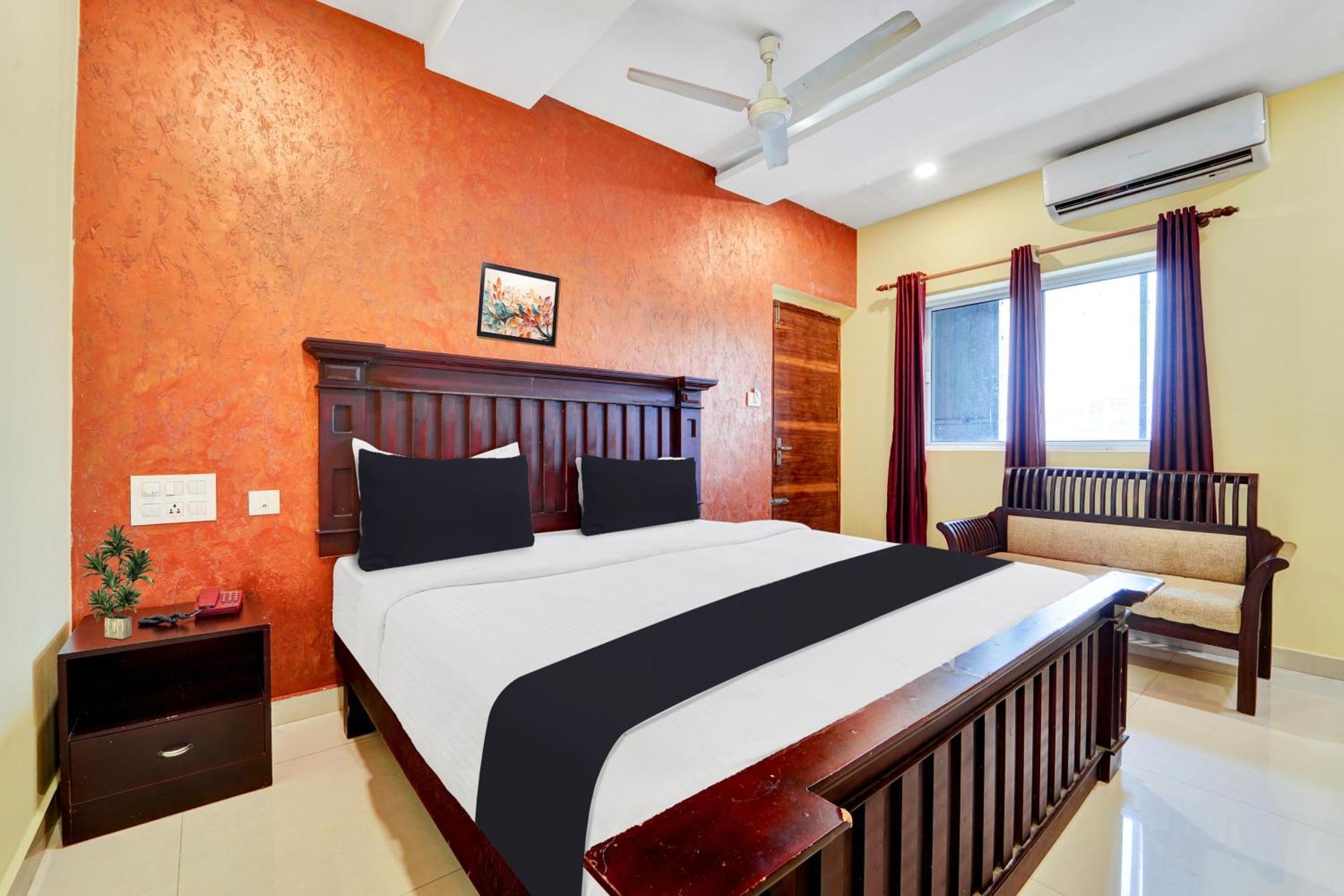 Hotel Super Townhouse Ernakulam North Kochi Zewnętrze zdjęcie